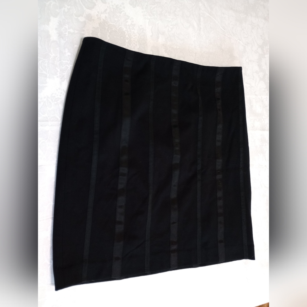 Jodi Arnold for The Limited- Women Black Casual Skirt
